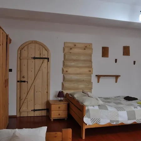 Apartament Stella アパート コシチェリスコ